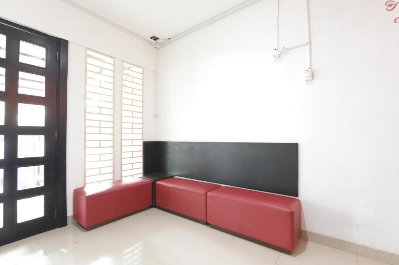 Oyo 345 Wynne Residence Jakarta Eksteriør bilde